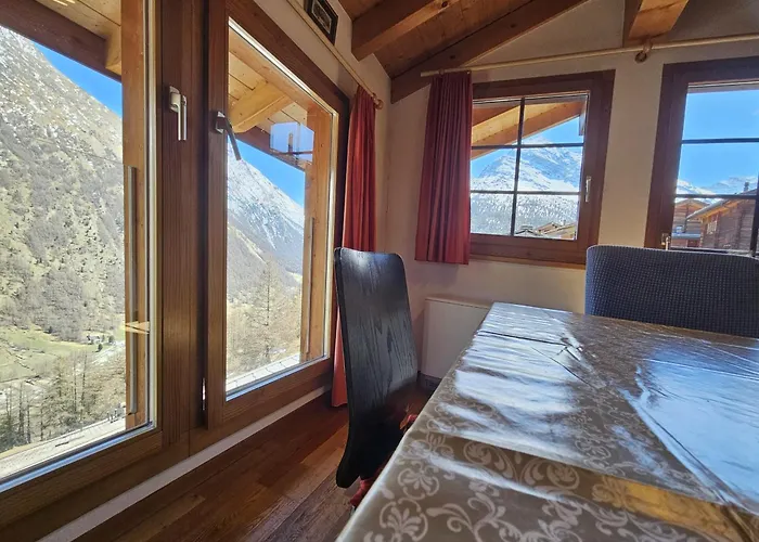 Mountain Village 11 *